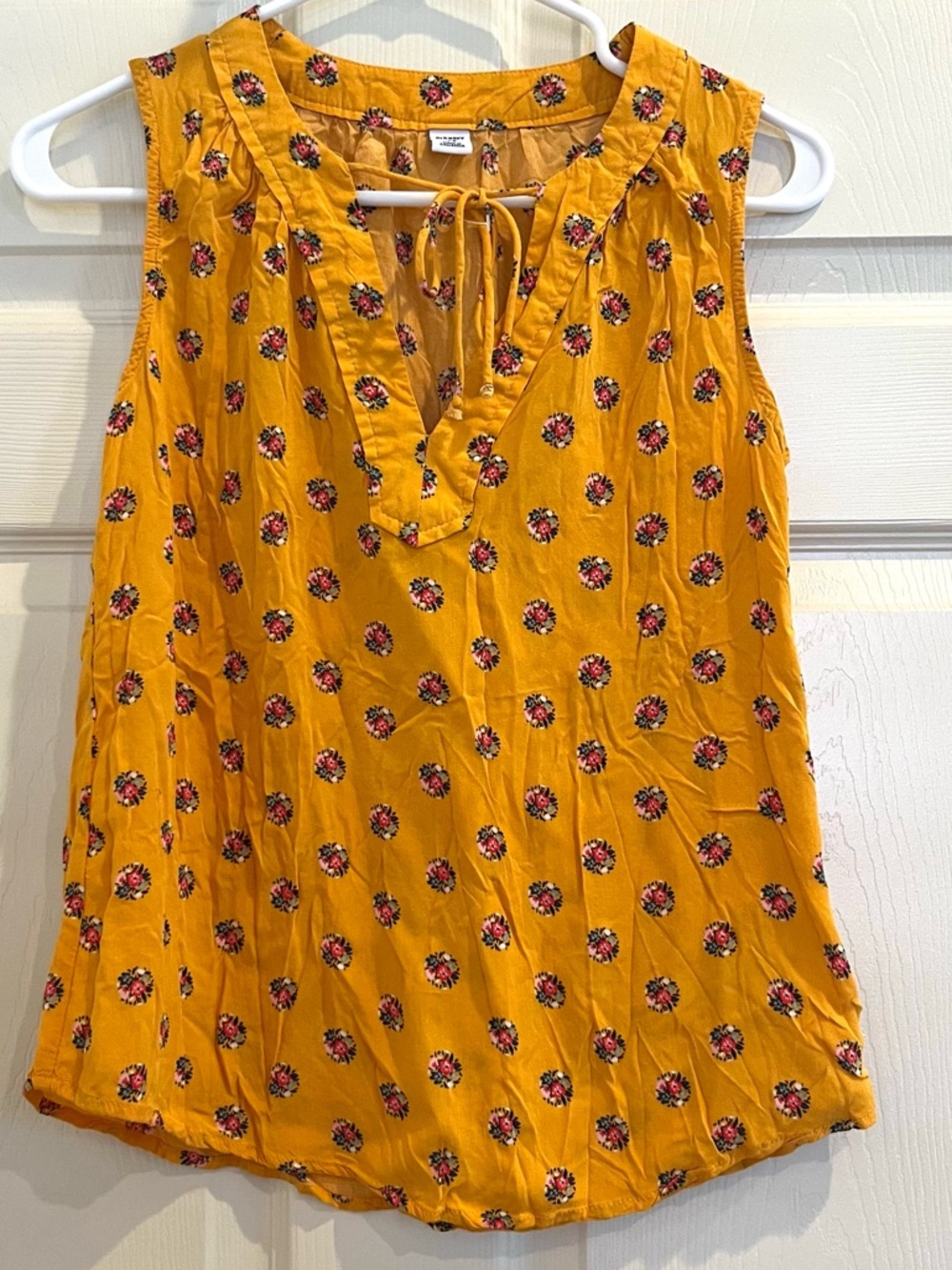 OLD NAVY Yellow Floral Tie-Front Sleeveless Top